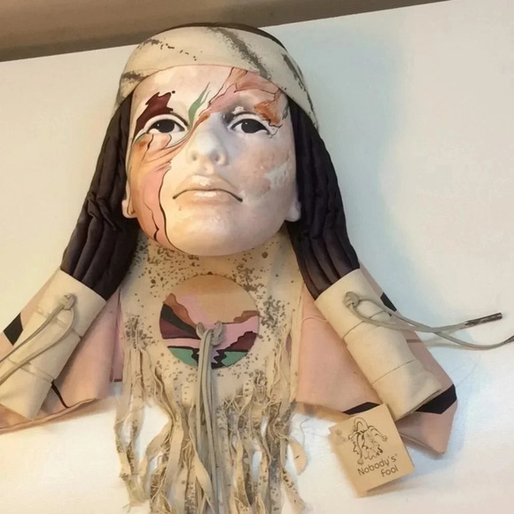 Dyan Nelson’s Vintage Ceramic Wall Mask S/N: 6/90 - Picture 9 of 10